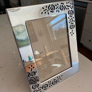 Elegant Silver Floral Photo Frame